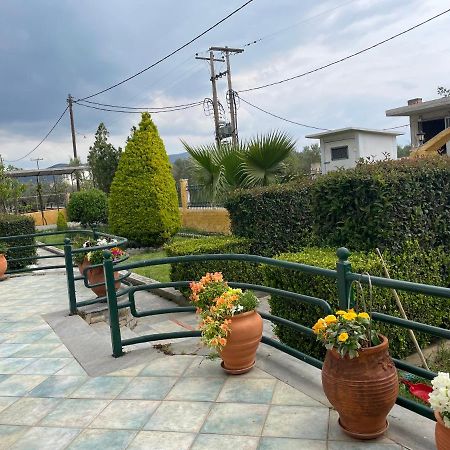 Seaside Apartment With Private Garden Nea Anchialos Luaran gambar