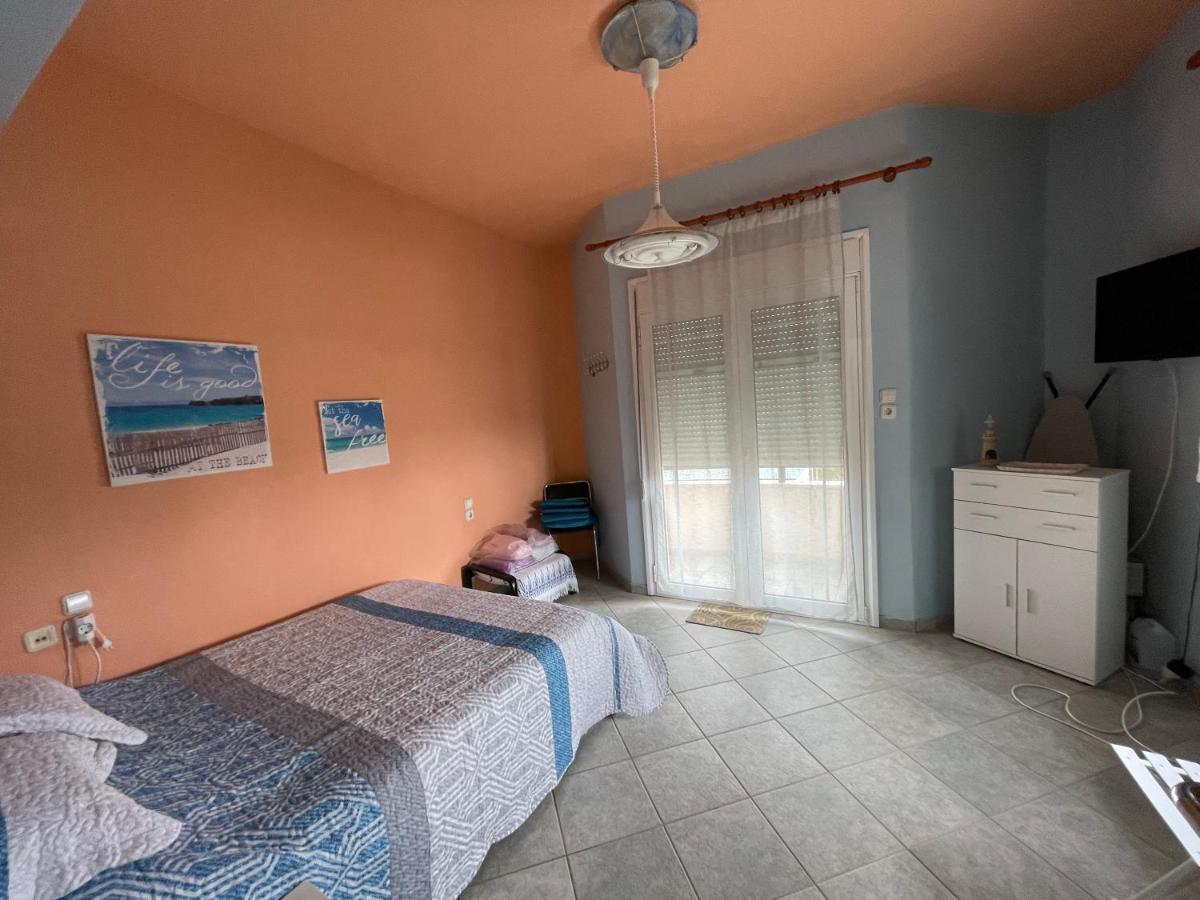 Seaside Apartment With Private Garden Nea Anchialos Luaran gambar
